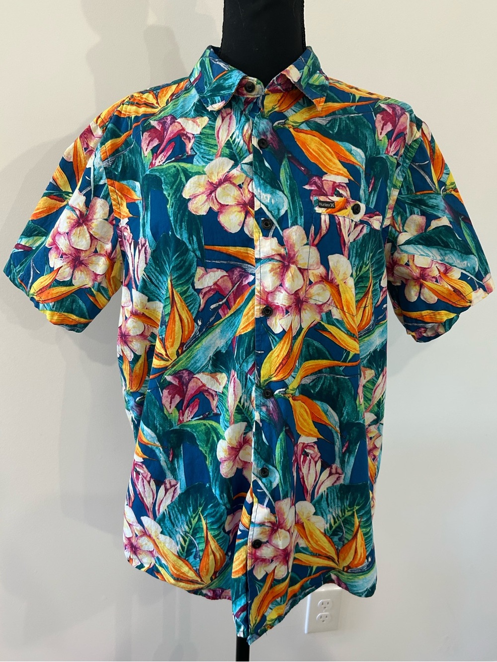 Hurley Men’s L Tropical Hawaiian Floral Button Up 100% Cotton Surf Aloha Retro